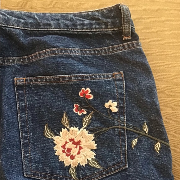 NWOT TOPSHOP EMBROIDERED JEAN - Picture 5 of 7